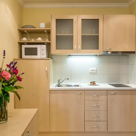 فندق Santa Marina Village