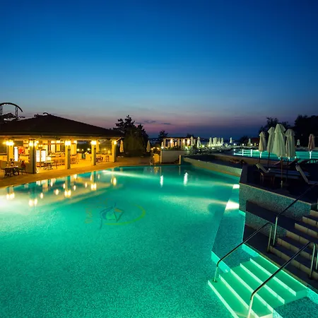 Santa Marina Village سوزوبول