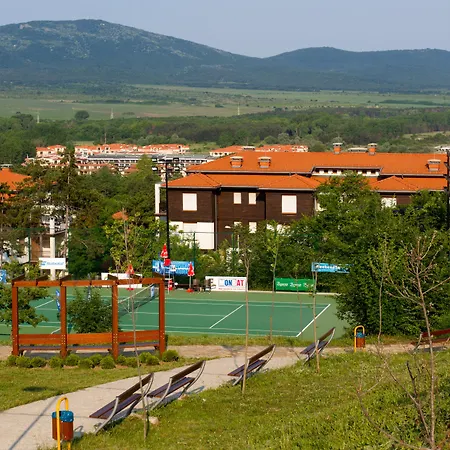 Santa Marina Village فندق