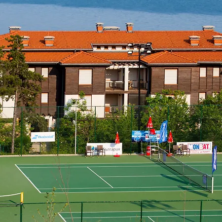 فندق Santa Marina Village