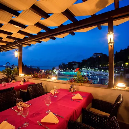 فندق Santa Marina Village سوزوبول