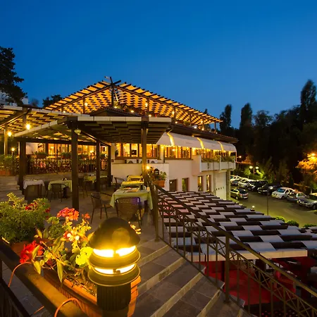 Santa Marina Village * سوزوبول