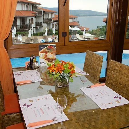 Santa Marina Village * سوزوبول