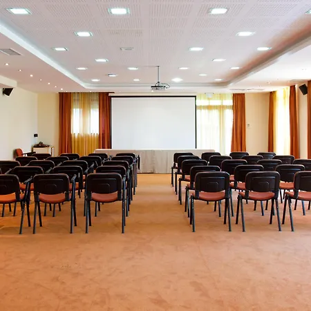 Santa Marina Village سوزوبول