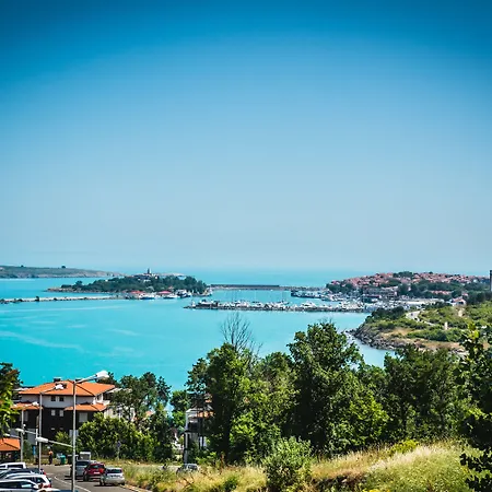 Santa Marina Village فندق سوزوبول