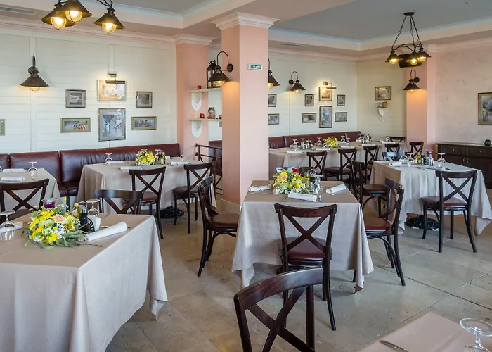 Santa Marina Village *