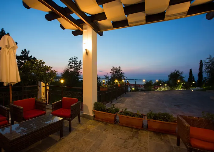 Santa Marina Village