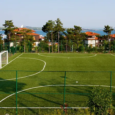 Santa Marina Village Готель *