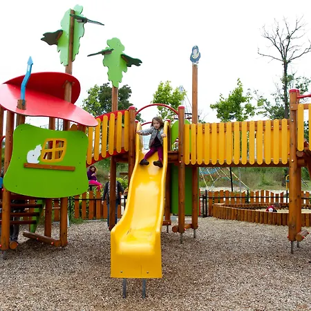 Santa Marina Village Отель