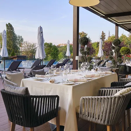 Santa Marina Village Готель Созополь
