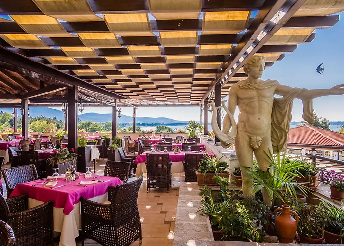 Hotel Santa Marina Village *