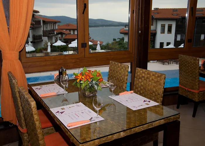 Hotel Santa Marina Village *